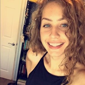 Meet your Posher, Christa